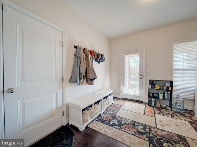 8713 KITTAMA DR, Clinton, MD 20735