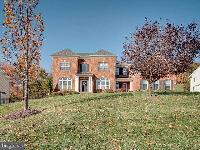 8713 KITTAMA DR, Clinton, MD 20735