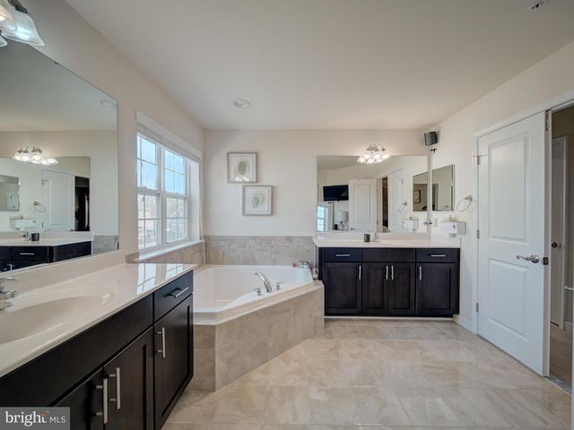 8713 KITTAMA DR, Clinton, MD 20735