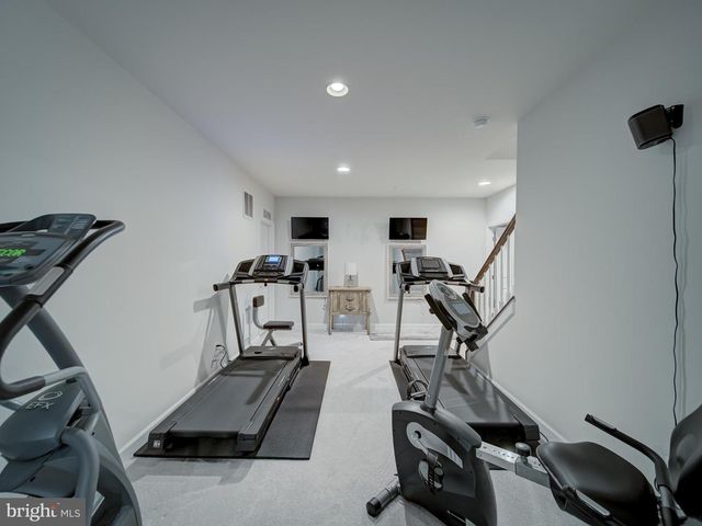 8713 KITTAMA DR, Clinton, MD 20735