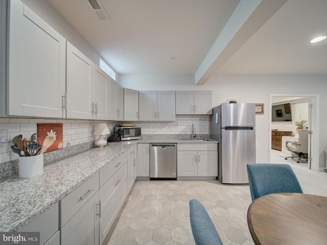 8713 KITTAMA DR, Clinton, MD 20735