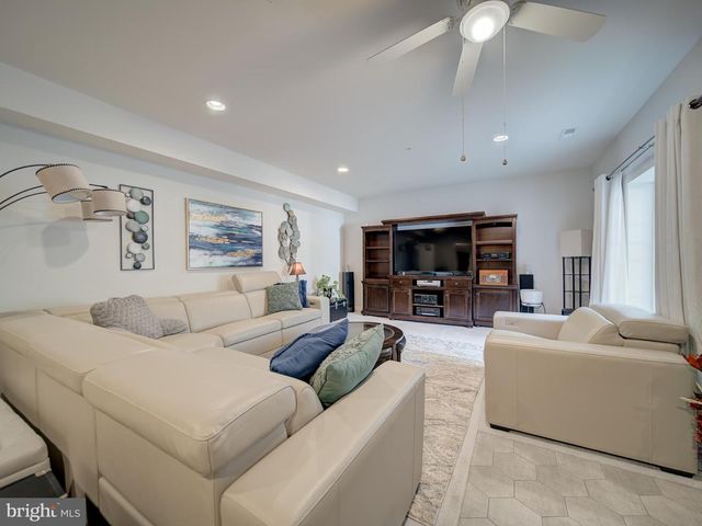 8713 KITTAMA DR, Clinton, MD 20735