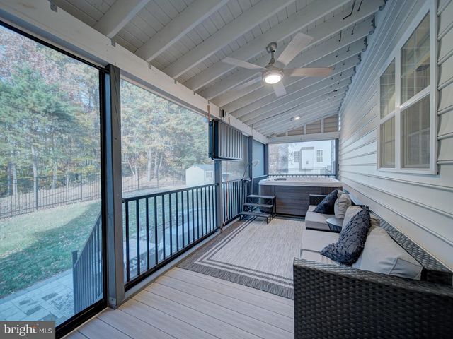 8713 KITTAMA DR, Clinton, MD 20735