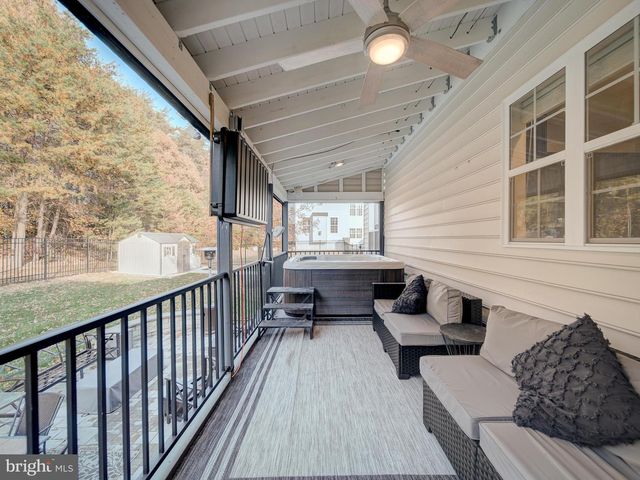 8713 KITTAMA DR, Clinton, MD 20735