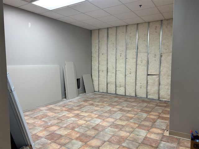 5015 E Michigan Avenue, Kalamazoo, MI 49048