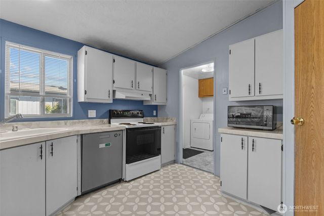 11519 21st Avenue E #84, Tacoma, WA 98445
