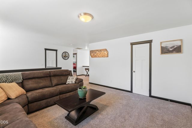 53770 Boundary Road, La Pine, OR 97739