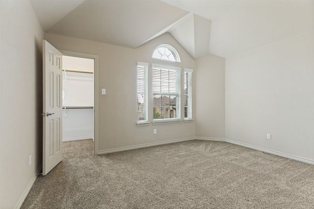 1635 Desert Hills Drive, Fort Worth, TX 76052