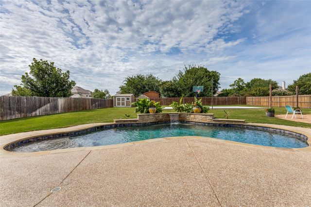 1635 Desert Hills Drive, Fort Worth, TX 76052