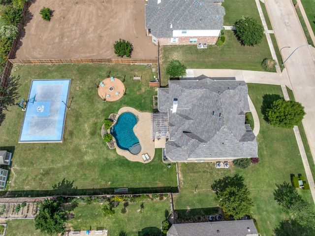 1635 Desert Hills Drive, Fort Worth, TX 76052
