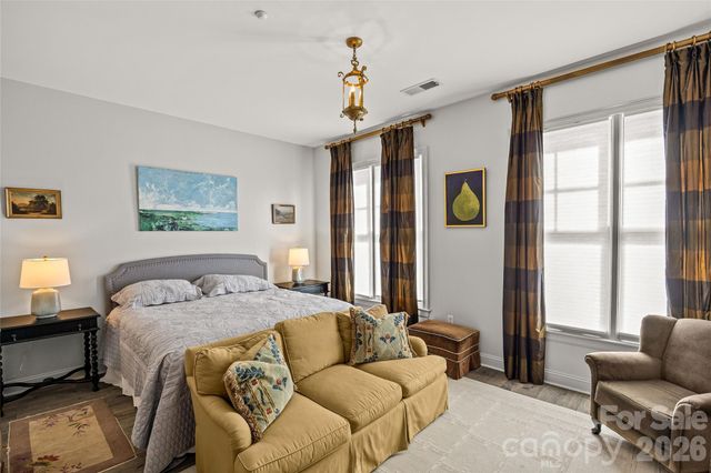 5425 Closeburn Road 215, Charlotte, NC 28210