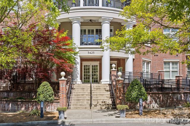 5425 Closeburn Road 215, Charlotte, NC 28210