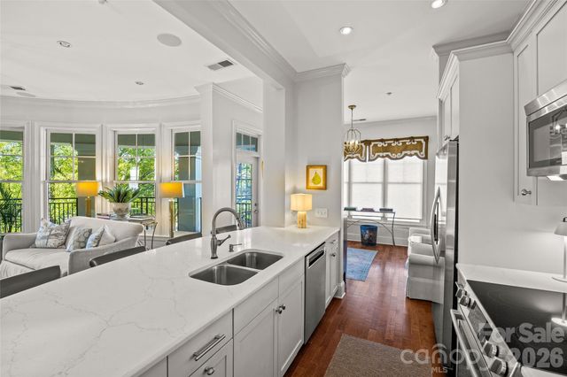 5425 Closeburn Road 215, Charlotte, NC 28210