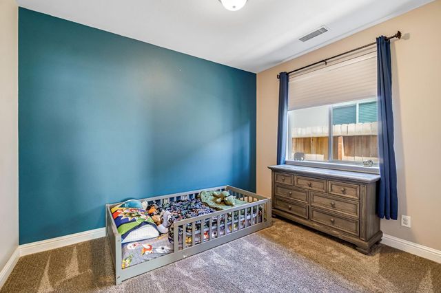 635 St Julien Drive, Madera, CA 93637