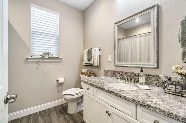 635 St Julien Drive, Madera, CA 93637