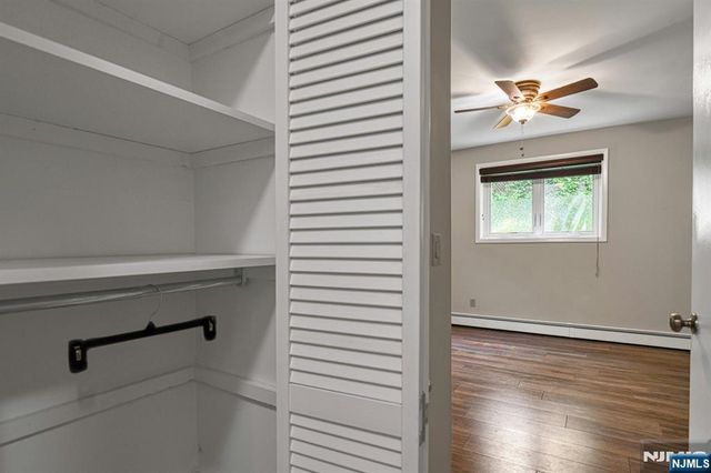 31 Home Place 1, Bergenfield, NJ 07621