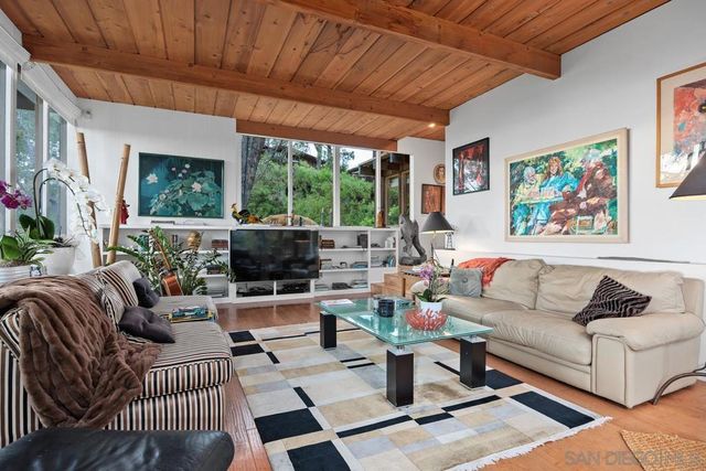 367 Pine Needles Dr, Del Mar, CA 92014