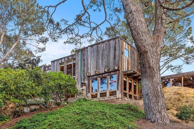 367 Pine Needles Dr, Del Mar, CA 92014