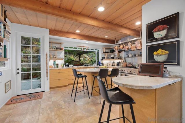 367 Pine Needles Dr, Del Mar, CA 92014