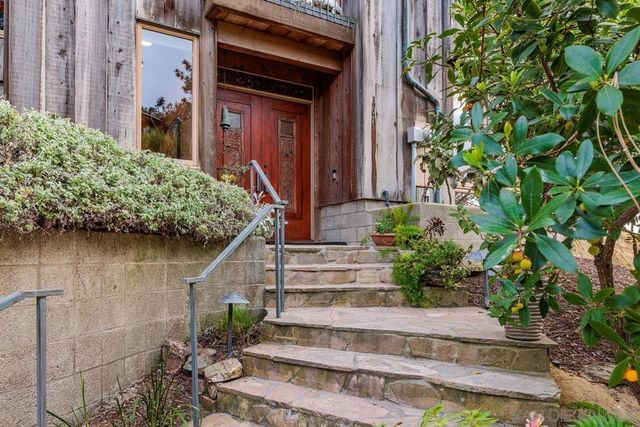 367 Pine Needles Dr, Del Mar, CA 92014
