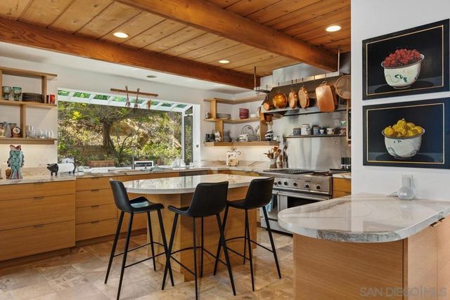 367 Pine Needles Dr, Del Mar, CA 92014