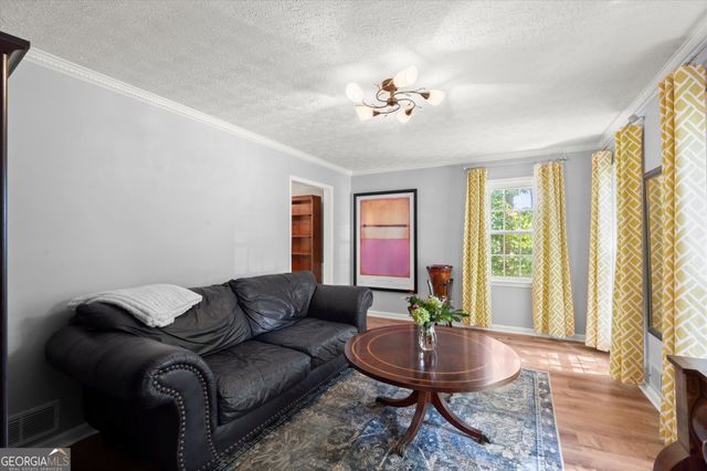 4977 Kings Wood Drive NE, Roswell, GA 30075