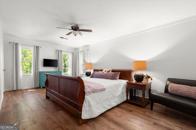 4977 Kings Wood Drive NE, Roswell, GA 30075