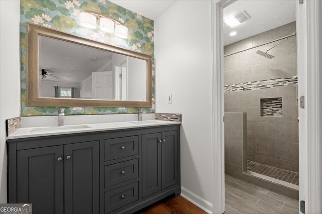 4977 Kings Wood Drive NE, Roswell, GA 30075