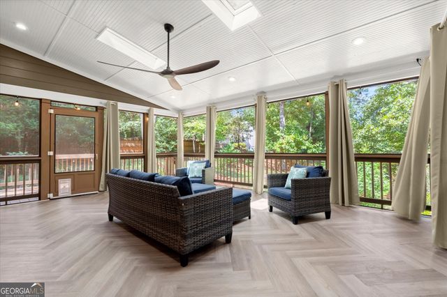 4977 Kings Wood Drive NE, Roswell, GA 30075