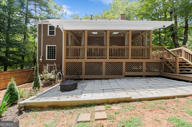 4977 Kings Wood Drive NE, Roswell, GA 30075