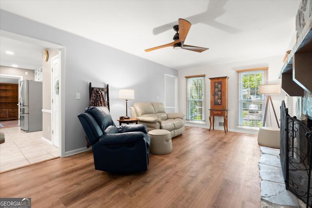 4977 Kings Wood Drive NE, Roswell, GA 30075