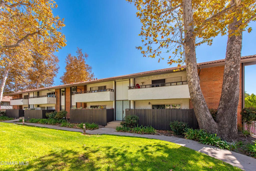 31584 Agoura Road 5, Westlake Village, CA 91361 — photo 2