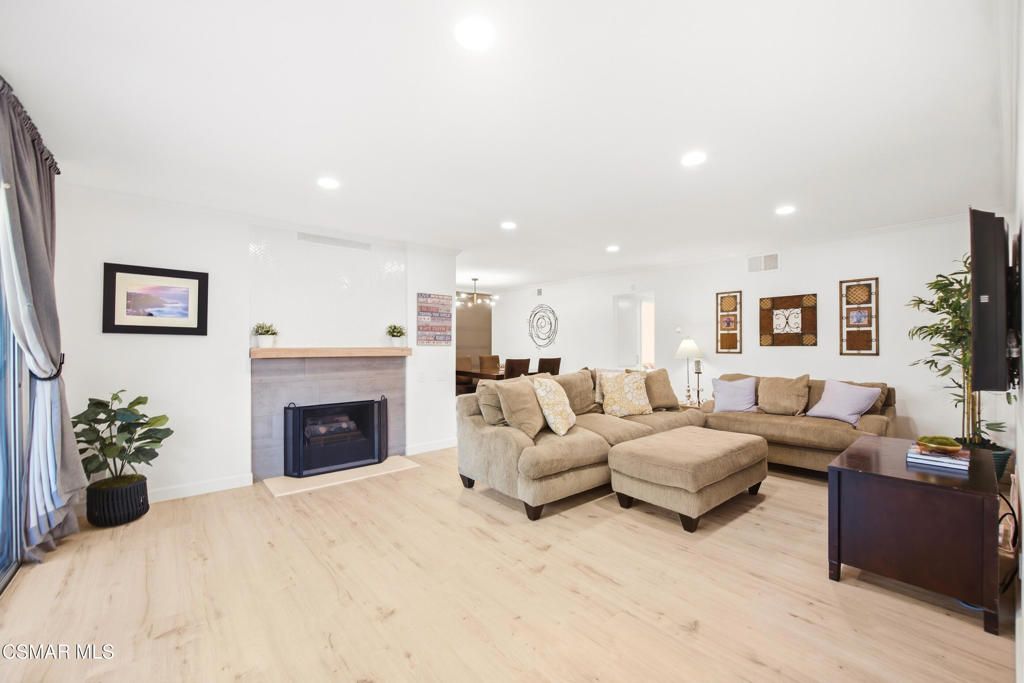 31584 Agoura Road 5, Westlake Village, CA 91361 — photo 4