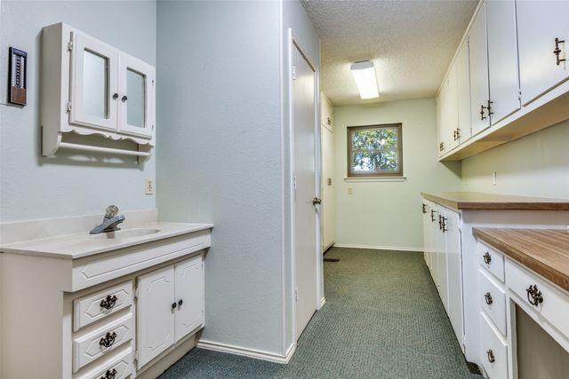 5547 Woodland Hills Drive, Denton, TX 76208