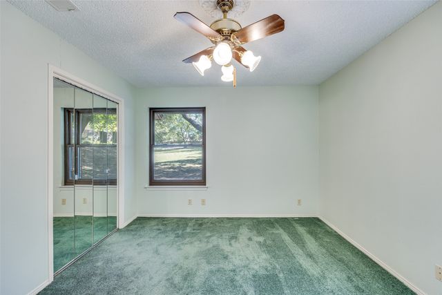 5547 Woodland Hills Drive, Denton, TX 76208