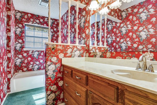 5547 Woodland Hills Drive, Denton, TX 76208