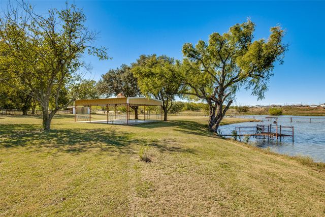 5547 Woodland Hills Drive, Denton, TX 76208