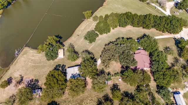 5547 Woodland Hills Drive, Denton, TX 76208