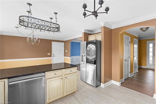 1051 Gregory Way Drive, Kernersville, NC 27284