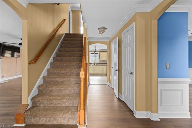 1051 Gregory Way Drive, Kernersville, NC 27284