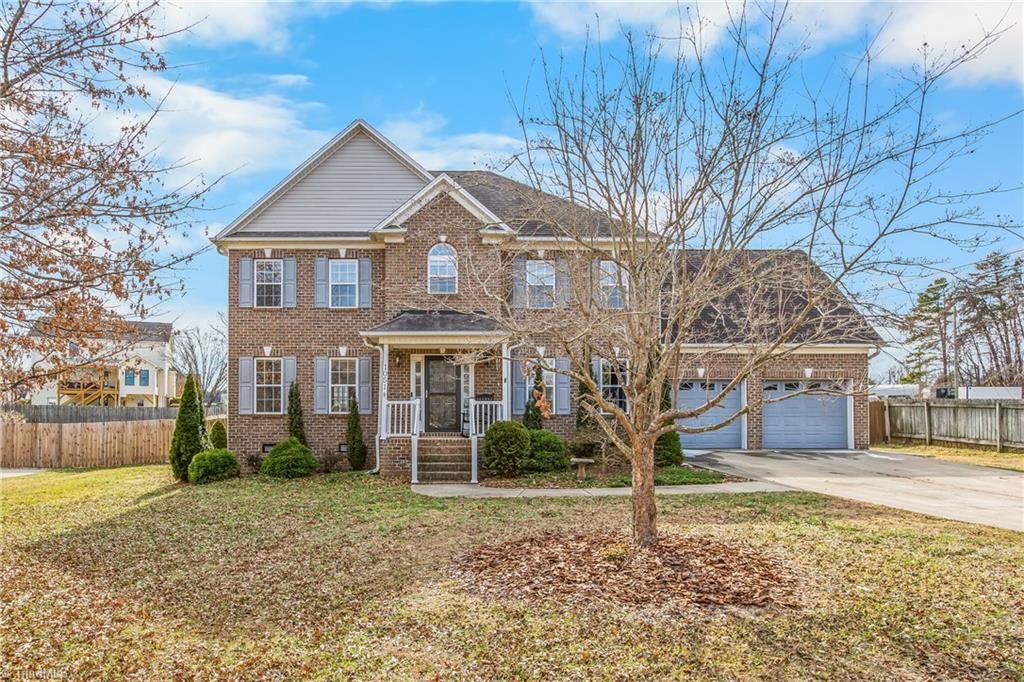 1051 Gregory Way Drive, Kernersville, NC 27284