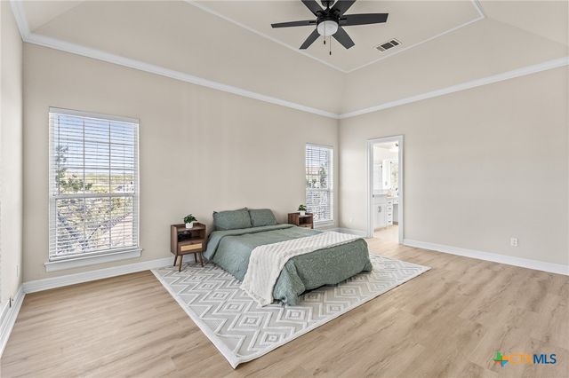 5901 Round Table Cove, Austin, TX 78746