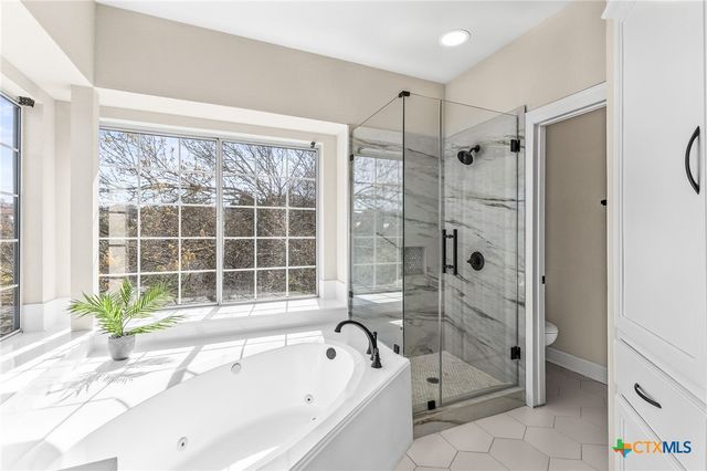 5901 Round Table Cove, Austin, TX 78746