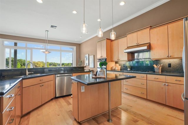 1166 N LAKE SYBELIA, Maitland, FL 32751
