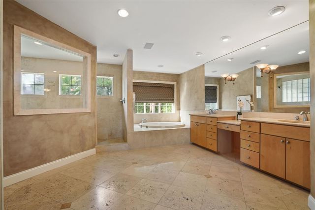 1166 N LAKE SYBELIA, Maitland, FL 32751