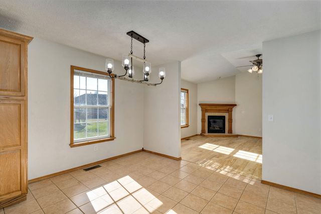 1104 E Eagle Rock Drive, Ozark, MO 65721