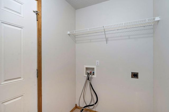 1104 E Eagle Rock Drive, Ozark, MO 65721