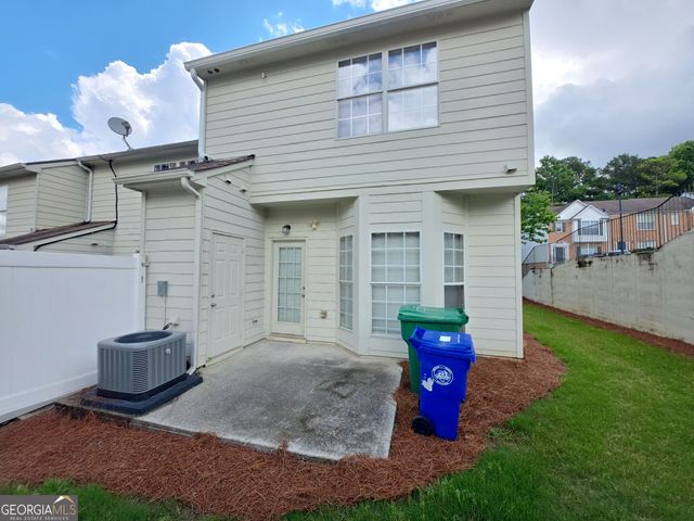 2671 Parkway Trail, Lithonia, GA 30058