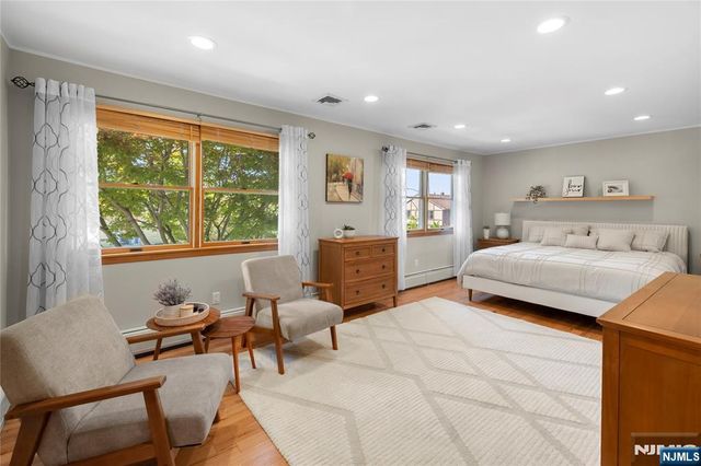 66 Roehrs Drive, Wallington, NJ 07057