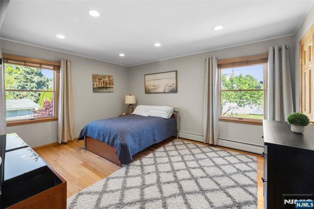 66 Roehrs Drive, Wallington, NJ 07057